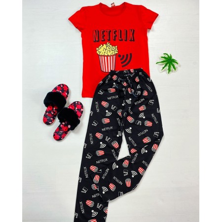 Pijama dama ieftina primavara-vara cu tricou rosu si pantaloni lungi negri cu imprimeu NX Wifi
